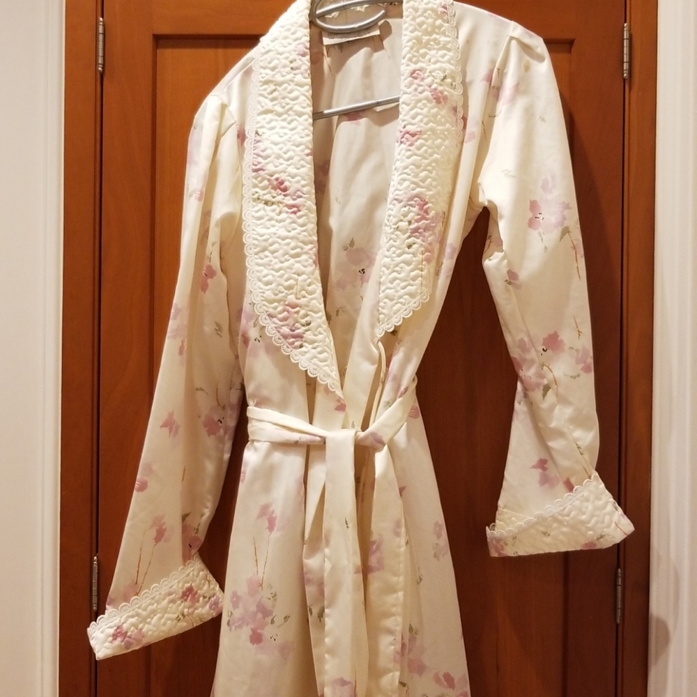 Designer floral Robe and nightgown